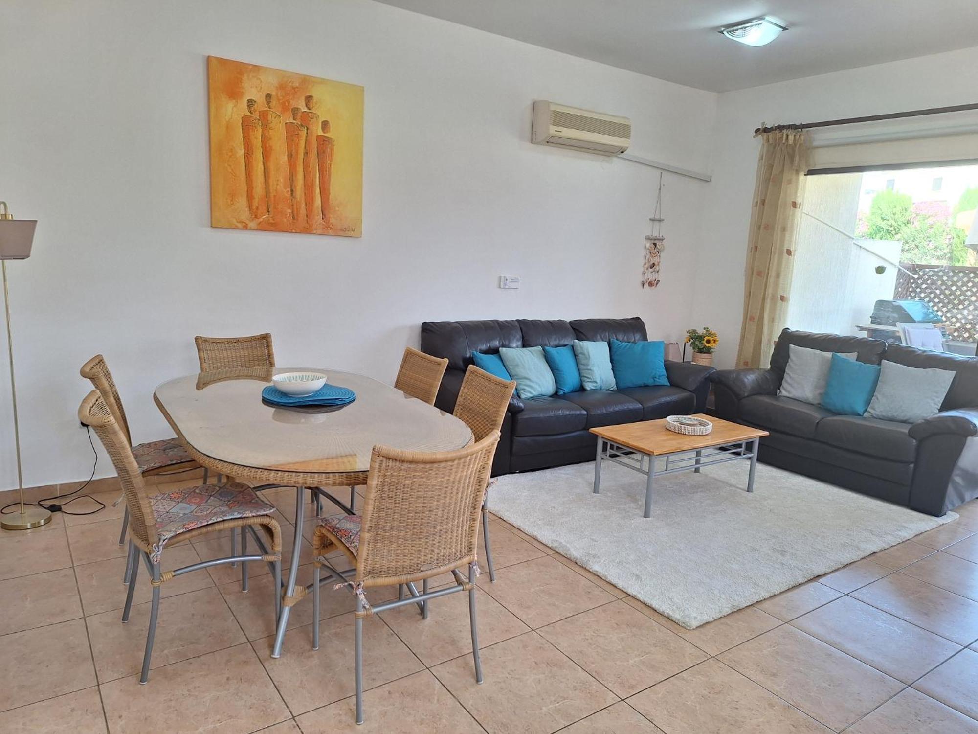Pool Side 2 Bedroom Queens Gardens Complex Paphos Exterior foto